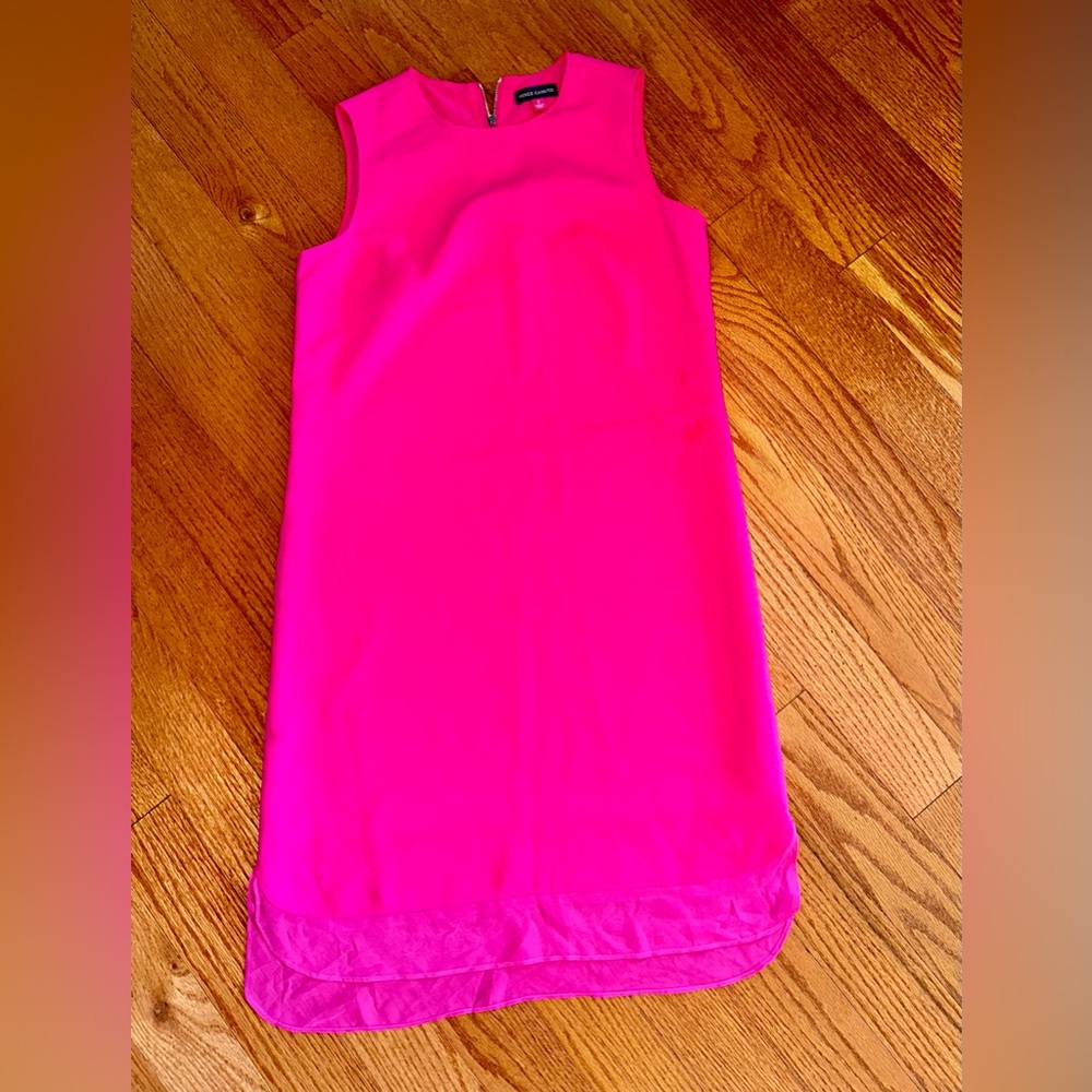 New Vince Camuto women’s sleeveless, pink dress- Size 2- knee length